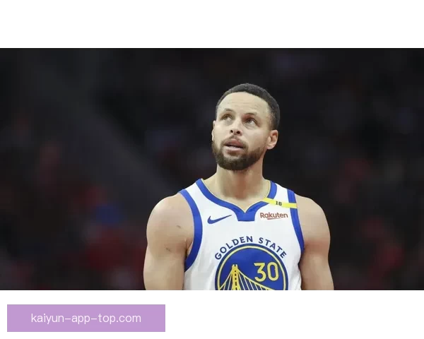 库里力争附加赛复出预计十天内回归未曾想过赛季报销